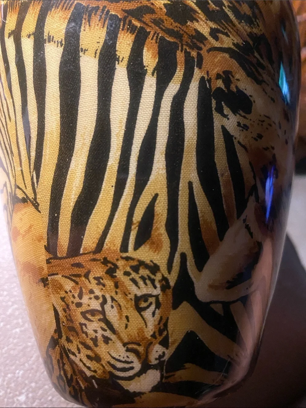 Vintage Safari Decorative Vase: African Jungle Patchwork Ceramic Decor - Picture 8 of 12